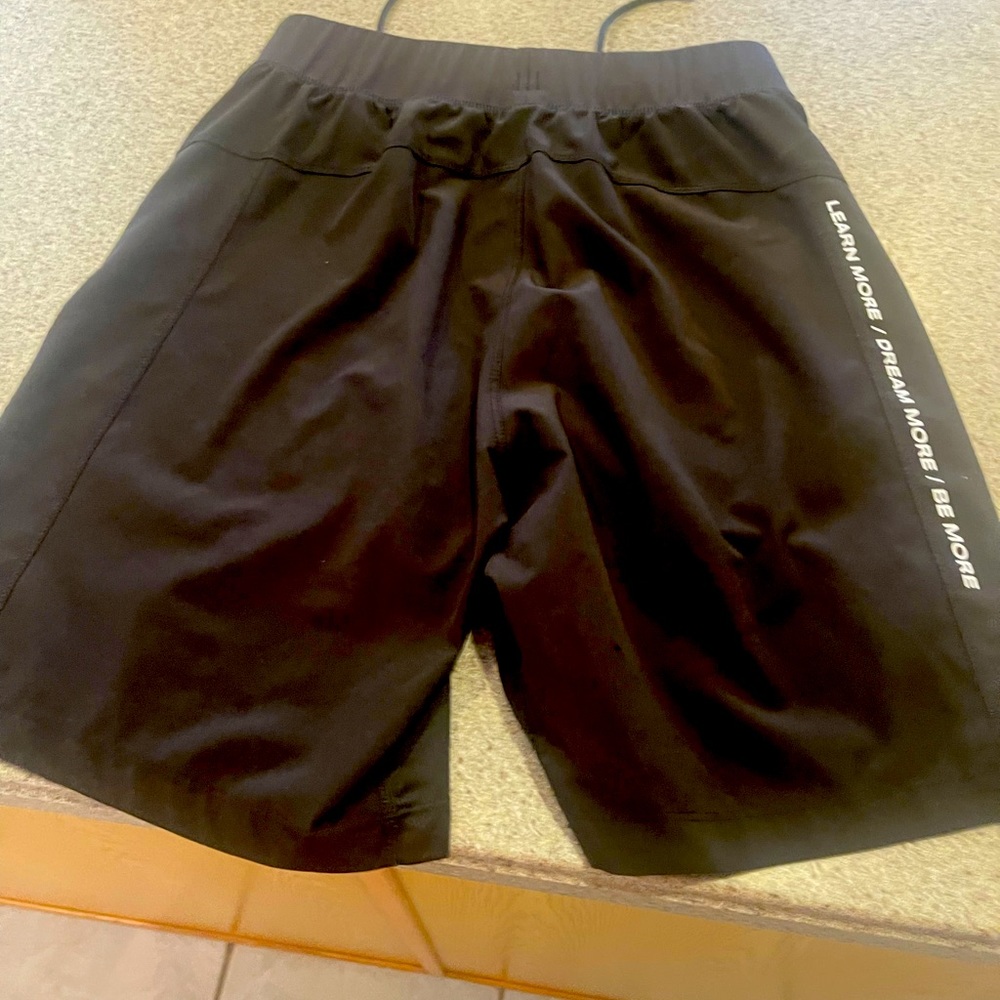 Infinity men’s shorts small